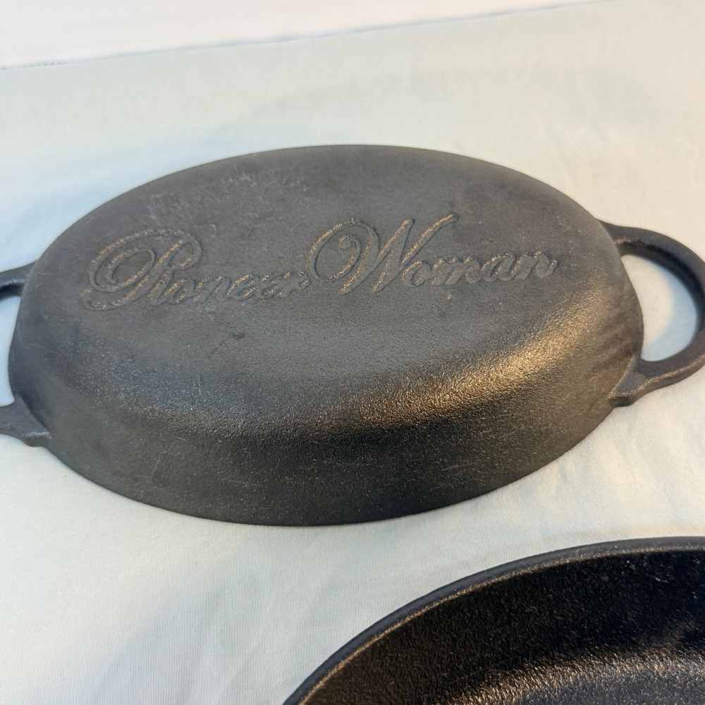 Pioneer Woman Cast Iron Mini Oval Au Gratin Dishes Set of 2 Black Individual Pan - Picture 5 of 8
